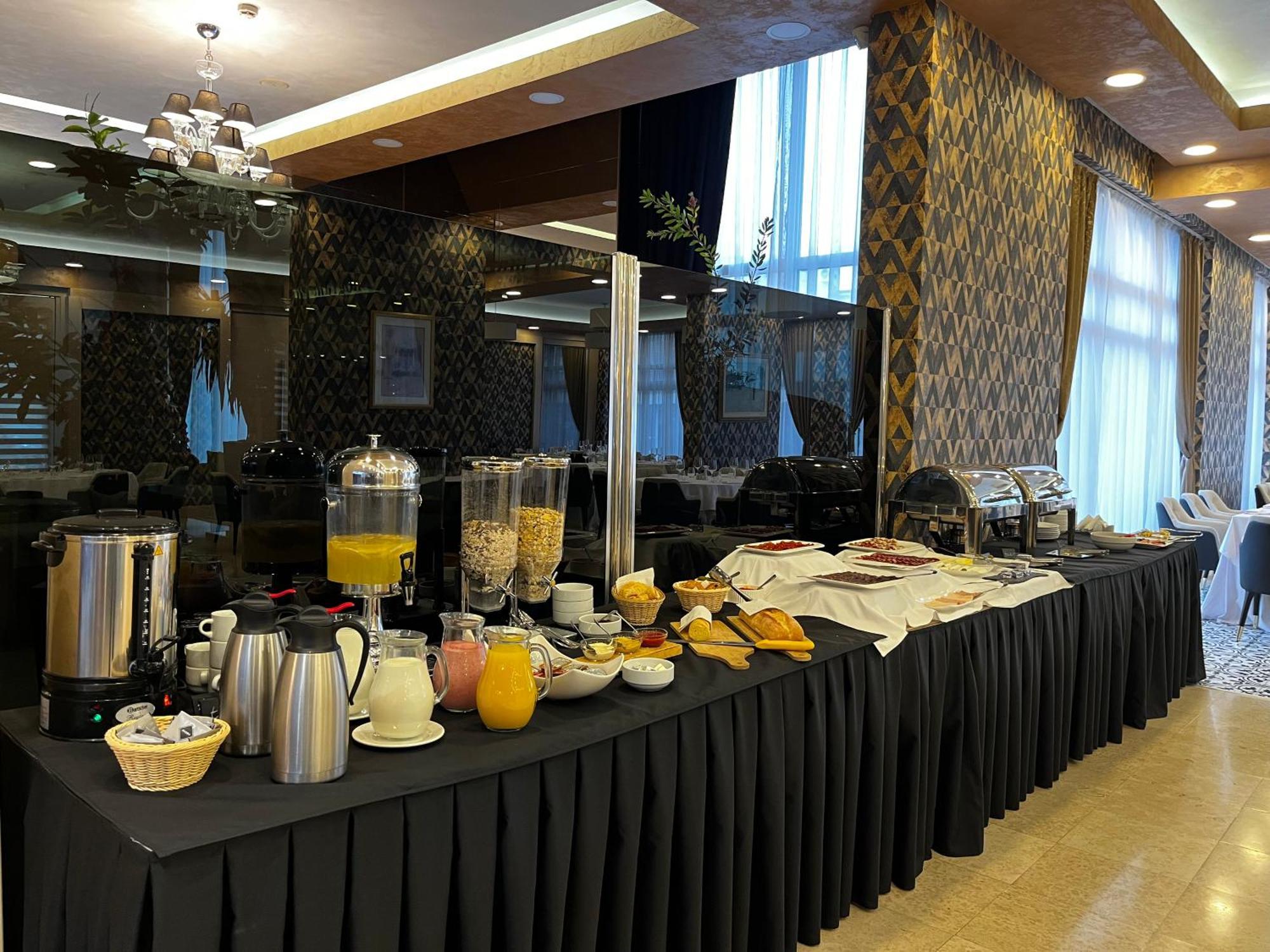 公园酒店 鲁马 外观 照片